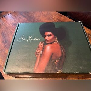 Shea Moisture Large Promo Box – 5 Items Ultimate Hair Repair & Care Set!